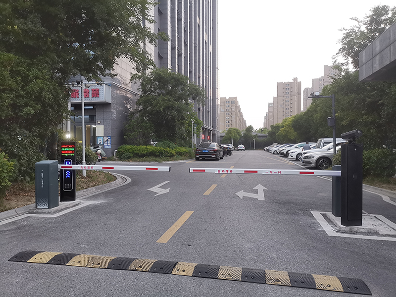 車(chē)牌識(shí)別系統(tǒng)