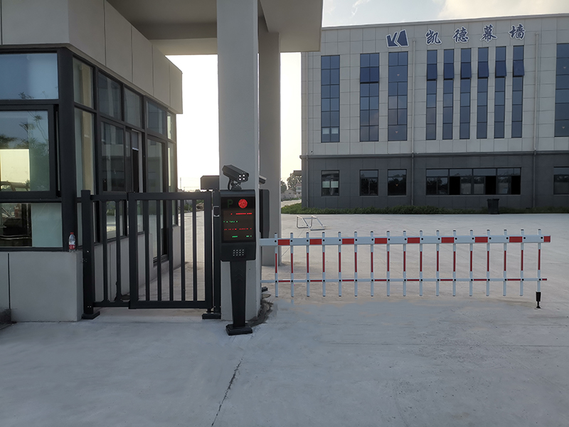 車(chē)牌識(shí)別系統(tǒng)